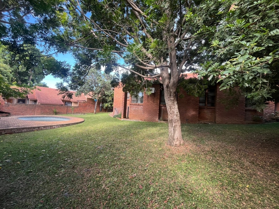 3 Bedroom Property for Sale in Safari Gardens North West